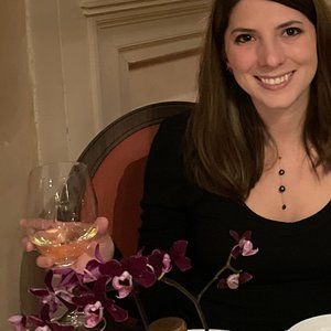 Meet your Posher, Chrystal